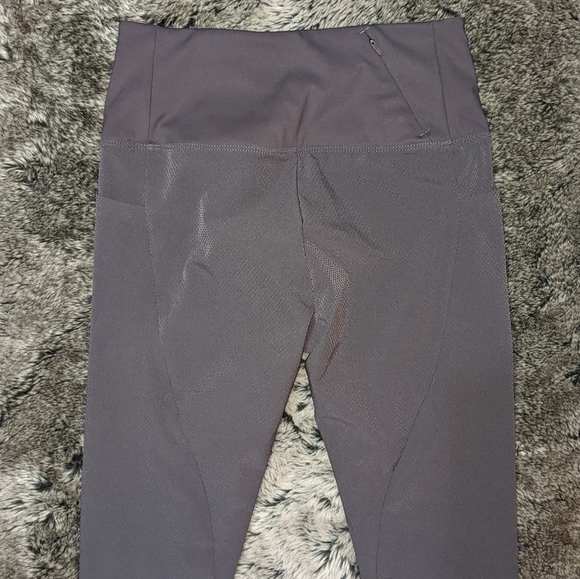Athleta Quest Hybrid Tight Women's 2 Petite - Picture 8 of 16
